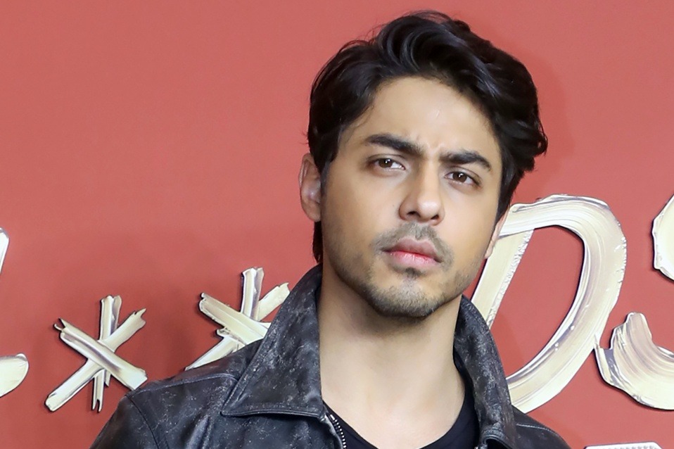 Video showing Aryan Khan's objectionable gesture at Bengaluru pub goes viral