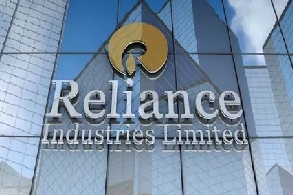 S&P raises Reliance Industries’ rating to 'A-' on improving cash flow stability