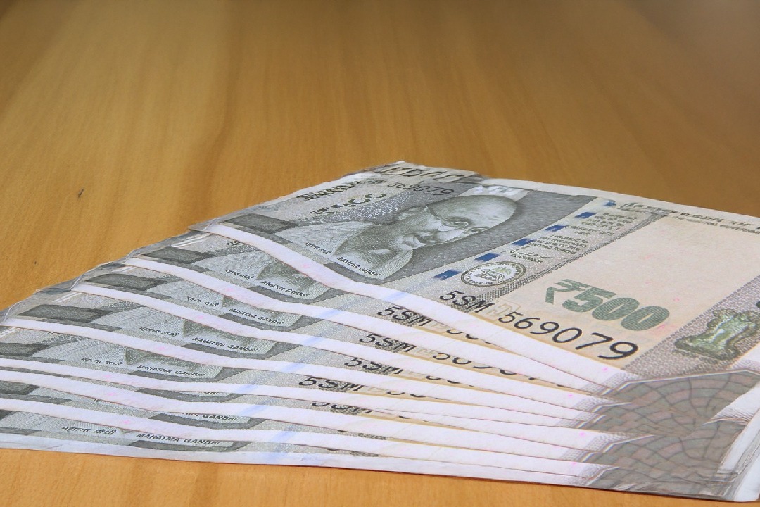 Jan Dhan accounts now hold Rs 2.75 lakh crore