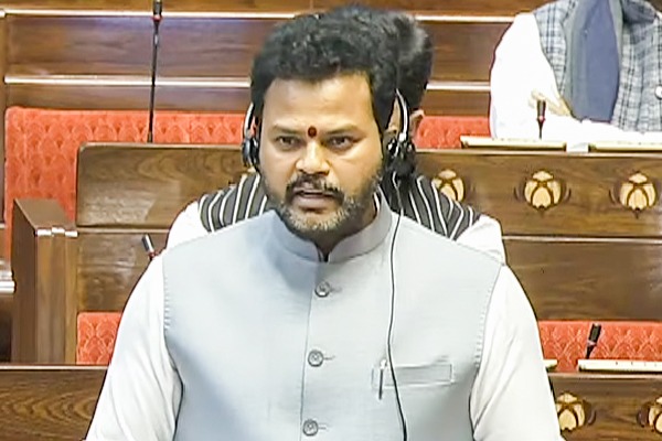 Strict action to be taken against IndiGo, Civil Aviation Minister tells Parliament