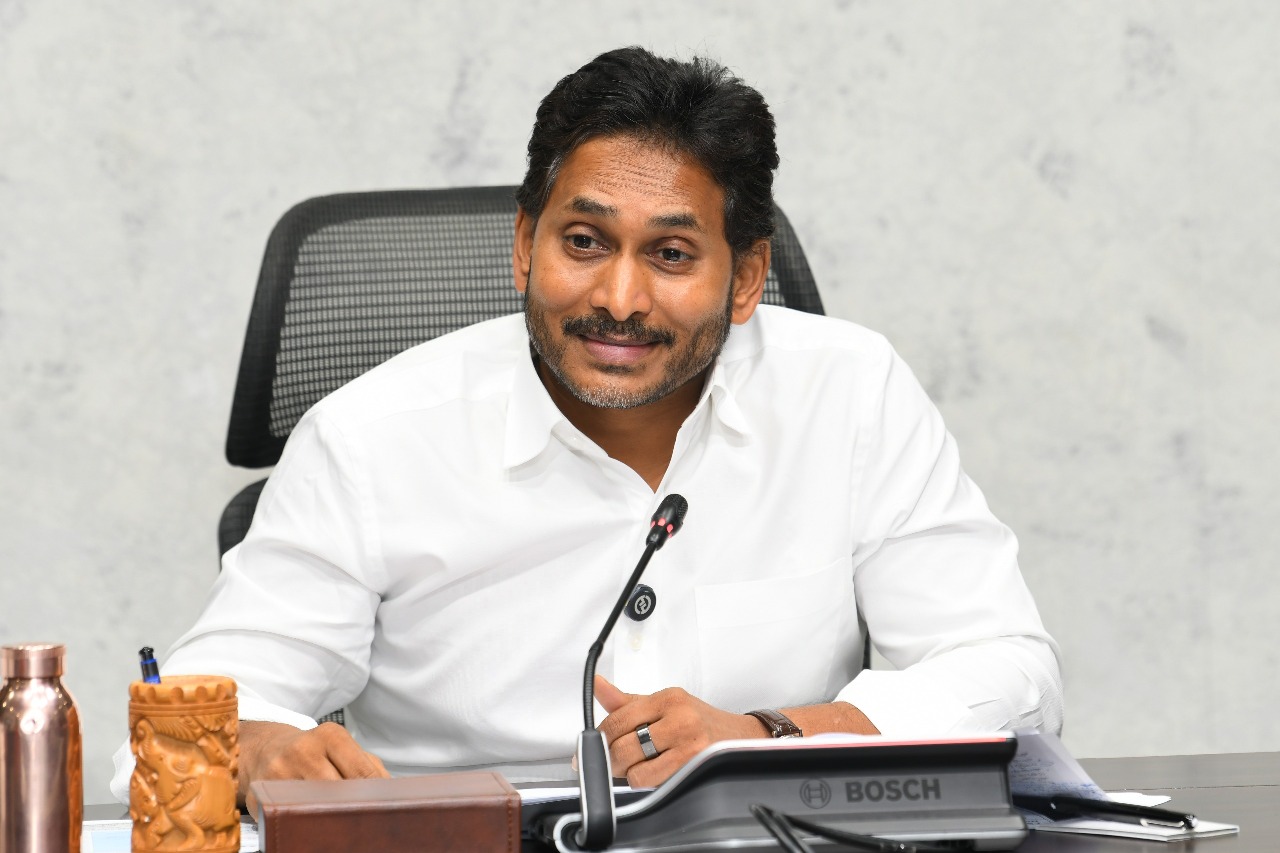 Chandrababu Naidu cooked growth figures to deceive people: Jagan
