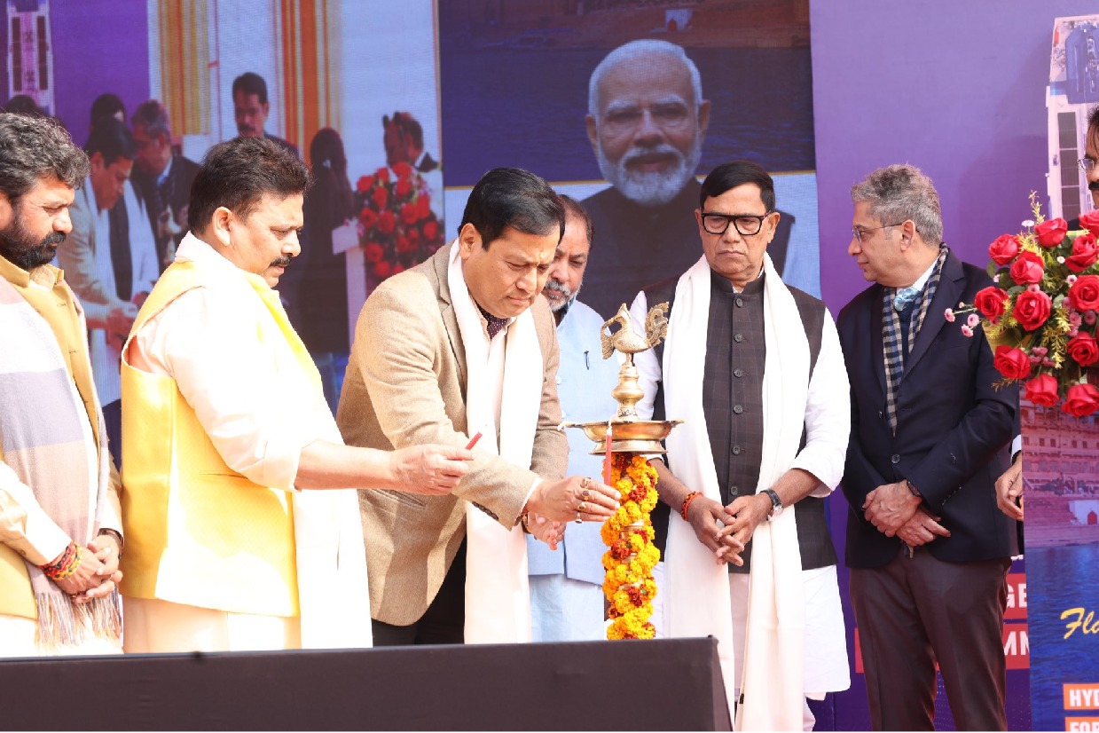 1st indigenous hydrogen fuel cell passenger vessel begins service in Varanasi