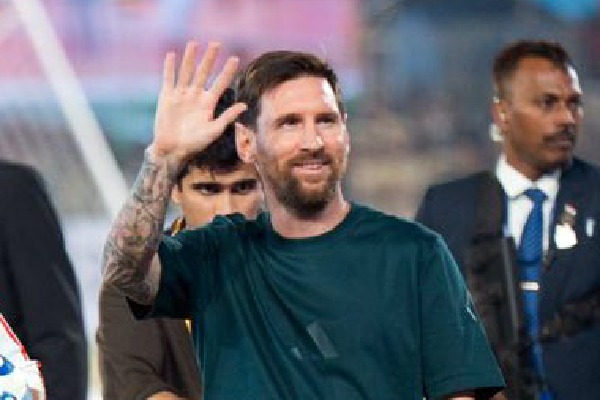 Messi reaches Mumbai for third pit stop of 'GOAT Tour'