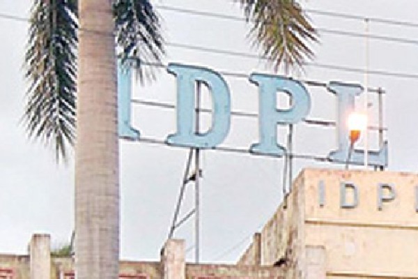 Kavitha vs Kukatpally MLA Telangana Govt Key Decision on IDPL Lands