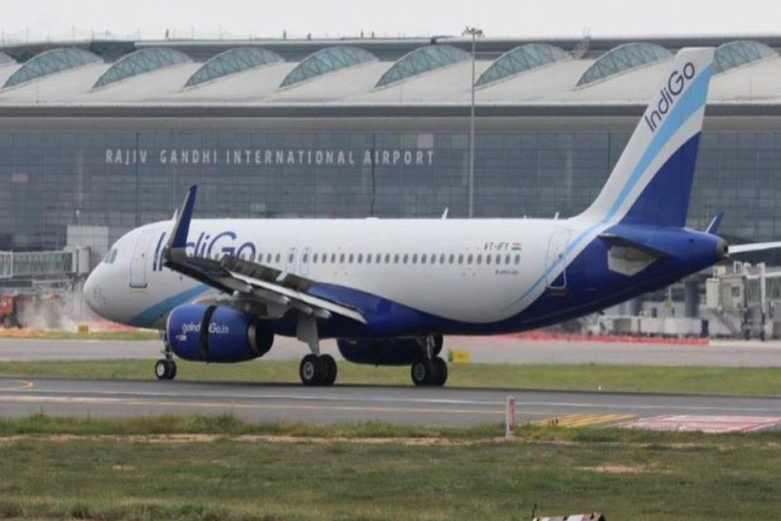 ప్రయాణికులపై ఫ్యూయల్ ఛార్జ్ భారం.. ఇండిగో నిర్ణయం