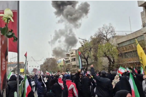 ఇజ్రాయెల్ వార్నింగ్ ఇచ్చిన కాసేపటికే... ఇరాన్ రాజధాని టెహ్రాన్‌లో భారీ పేలుడు