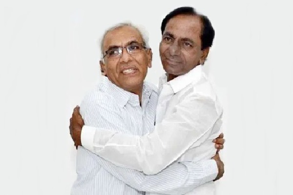 సిధారెడ్డికి కేంద్ర సాహిత్య అకాడమీ అవార్డు... కేసీఆర్ అభినందనలు