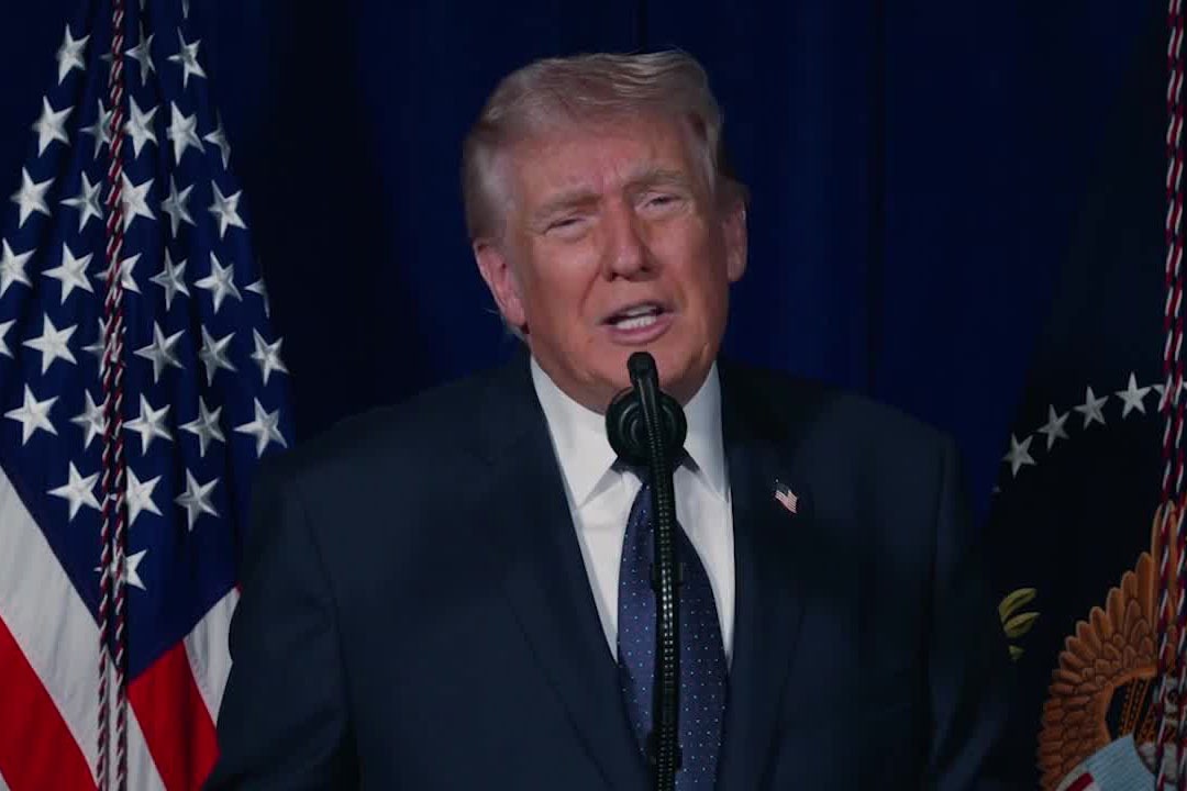 వెనిజువెలా ఇక అమెరికా రాష్ట్రమా?.. ట్రంప్ 'స్టేట్‌హుడ్' పోస్ట్‌తో ప్రకంపనలు!