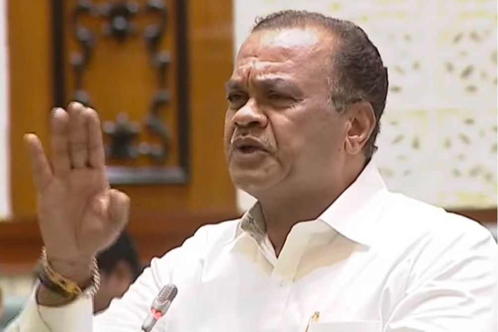 జగ్గారెడ్డికి పీసీసీ అధ్యక్ష పదవి ఇవ్వాలి: కోమటిరెడ్డి వెంకట్ రెడ్డి