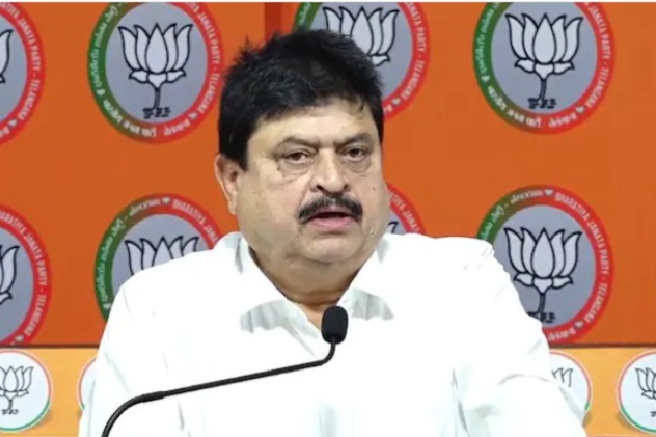 బీజేపీ కార్యకర్తలపై వరుస దాడులు జరుగుతున్నాయి: డీజీపీకి రాంచందర్ రావు ఫిర్యాదు