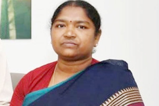 మహిళలపై కేటీఆర్‌కు చిన్నచూపు: మంత్రి సీతక్క