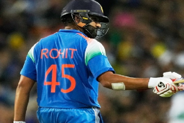 ఐసీసీ ర్యాంకింగ్స్: టాప్-5 వన్డే బ్యాటర్లలో కోహ్లీ, రోహిత్, శుభ్‌మన్ గిల్