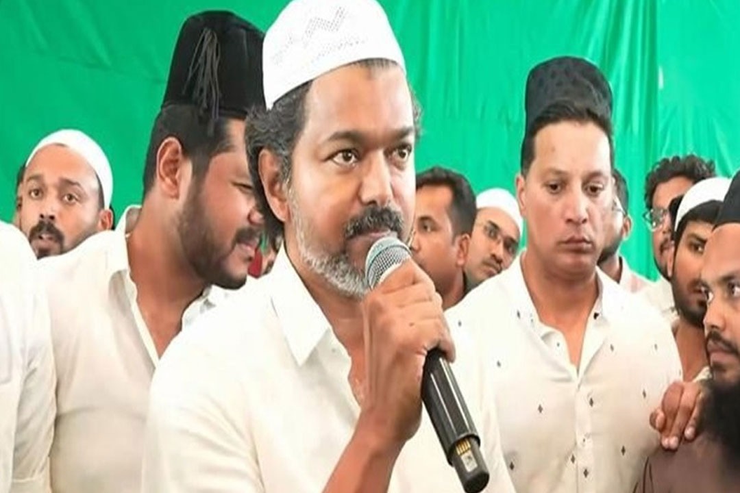 ఒంటరిగానే పోటీ చేస్తాం.. ఊహాగానాలకు తెరదించిన విజయ్