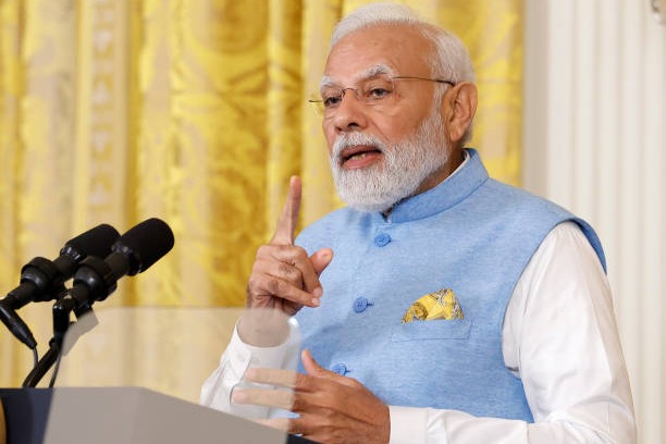 గ్యాస్, చమురు నిల్వలు ఎంత ఉన్నాయో చెప్పండి: ఇంధన సంస్థలకు కేంద్రం ఆదేశాలు