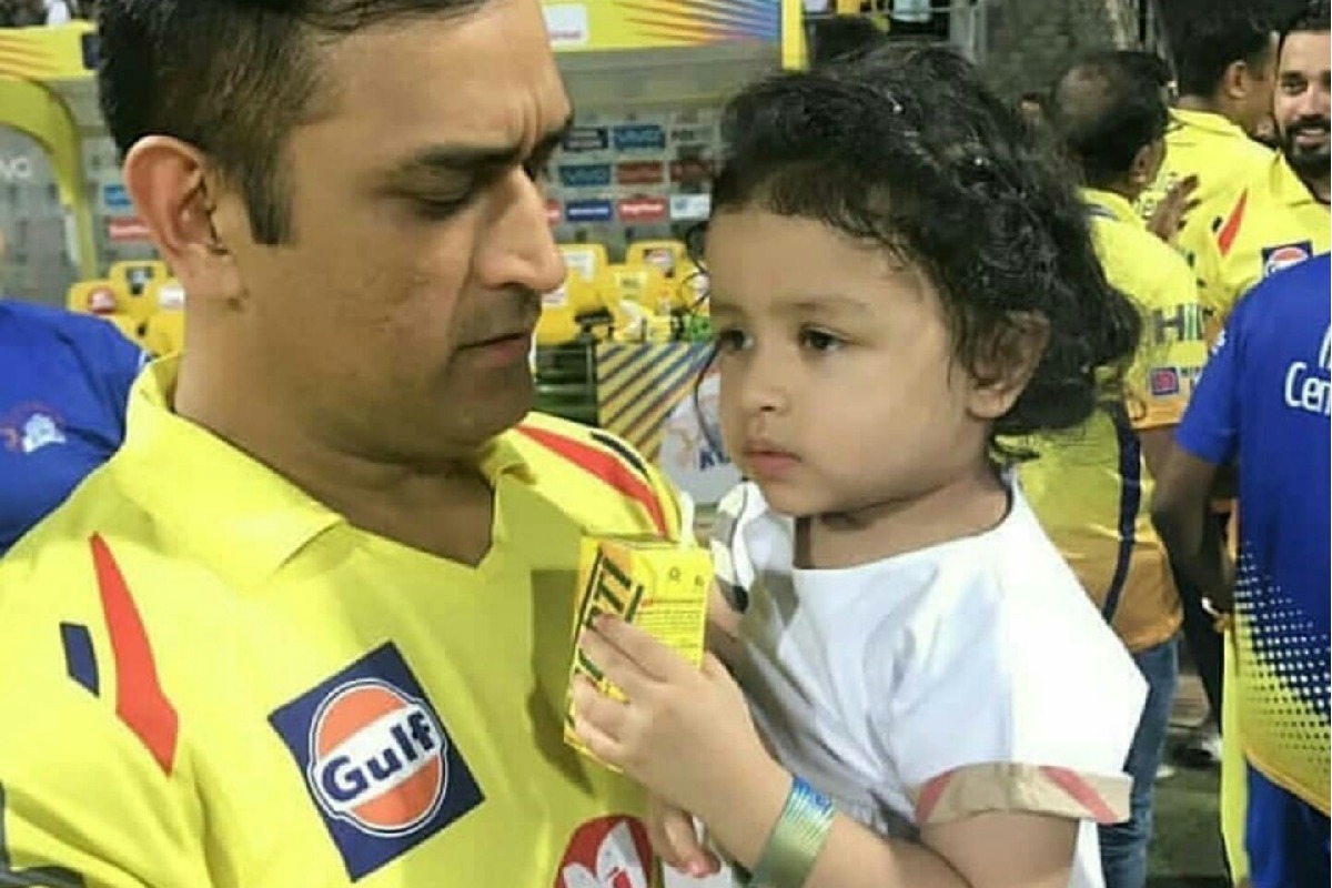 ధోనీ విజయం వెనుక ఉన్నది మీరే: మామయ్యపై సాక్షి పోస్టు