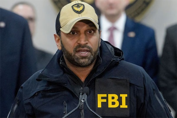 పౌరుల ప్రైవసీకి ముప్పు.. అమెరికాలో మళ్లీ తెరపైకి ప్రభుత్వ నిఘా