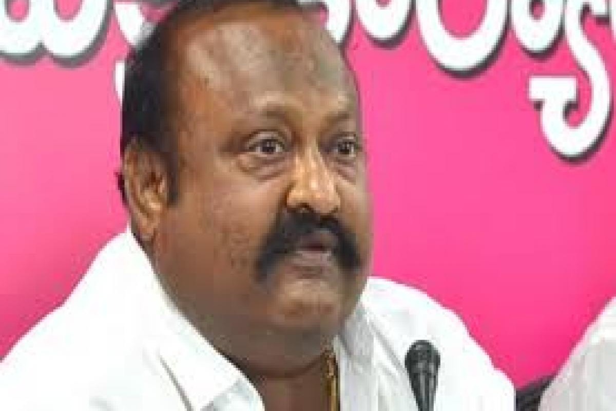 బడ్జెట్‌లో బీసీల గొంతు కోశారు.. రూ. 20 వేల కోట్ల బడ్జెట్ ఏమైంది?: గంగుల కమలాకర్