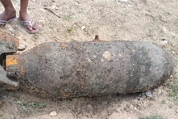 ఝార్ఖండ్‌లో రెండో ప్రపంచ యుద్ధం నాటి బాంబు కలకలం