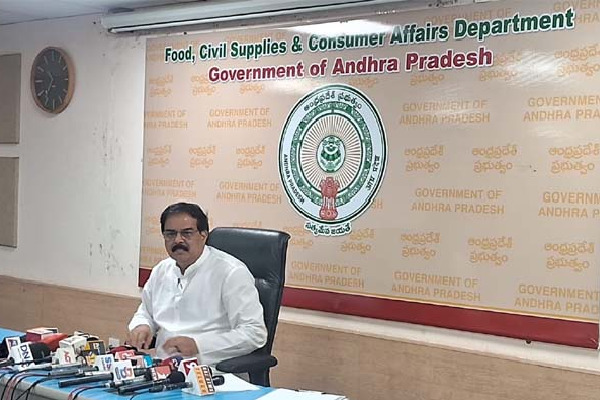 సోషల్ మీడియా ప్రచారాలు భయాందోళనలు కలిగిస్తున్నాయి: మంత్రి నాదెండ్ల