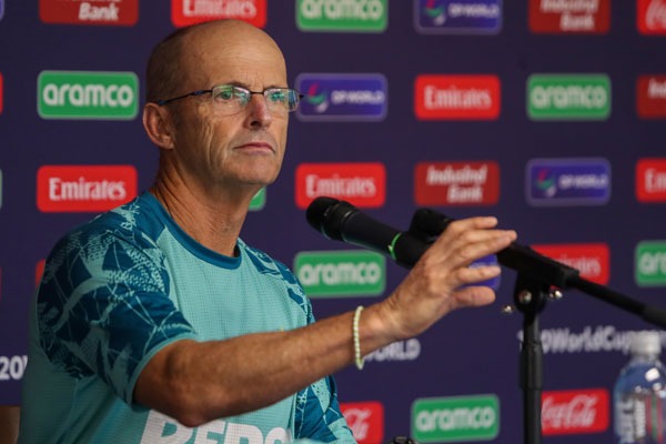 పాక్ కోచ్‌గా చేదు అనుభవం.. తొలిసారి నోరు విప్పిన గ్యారీ కిర్‌స్టెన్