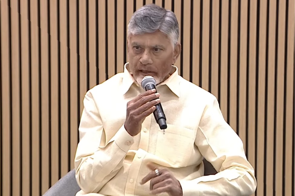 అభివృద్ధిపై ఉన్న అతి శ్రద్ధ వల్ల బ్యాలెన్స్ కోల్పోయాను: సీఎం చంద్రబాబు