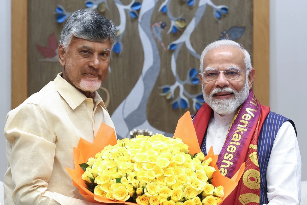అధికార పీఠంపై 8,931 రోజులు... ప్రధాని మోదీకి అభినందనలు తెలిపిన సీఎం చంద్రబాబు