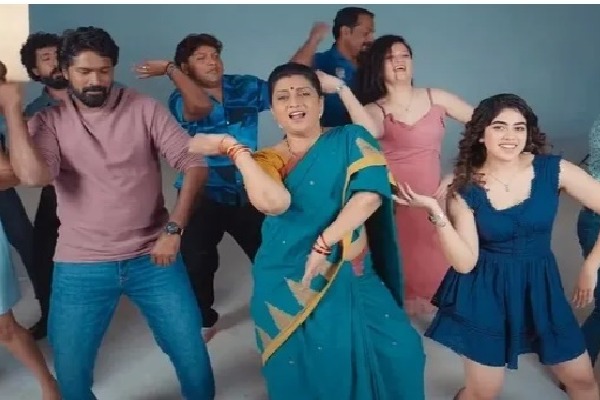 వరుస సినిమాలతో తమిళ తంబీలను అలరించేందుకు సిద్ధమైన రోజా