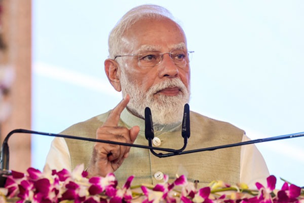 ప్రభుత్వ అధినేతగా మోదీ రికార్డ్.. అభినందించిన చంద్రబాబు, పవన్, జగన్