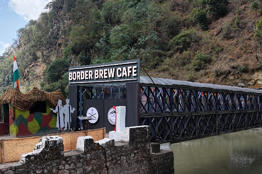 బోర్డర్ లో 'కాఫీ షాప్' తెరిచిన భారత సైన్యం
