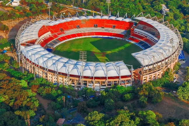 ఉప్పల్ స్టేడియానికి కొత్త కళ... రూ.10 కోట్లతో అభివృద్ధి చేసిన సన్ గ్రూప్