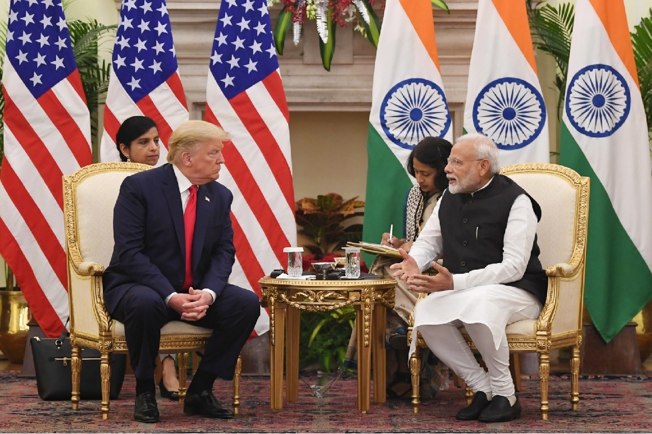 ప్రధాని మోదీకి ట్రంప్ ఫోన్... పశ్చిమాసియా పరిస్థితులపై చర్చ