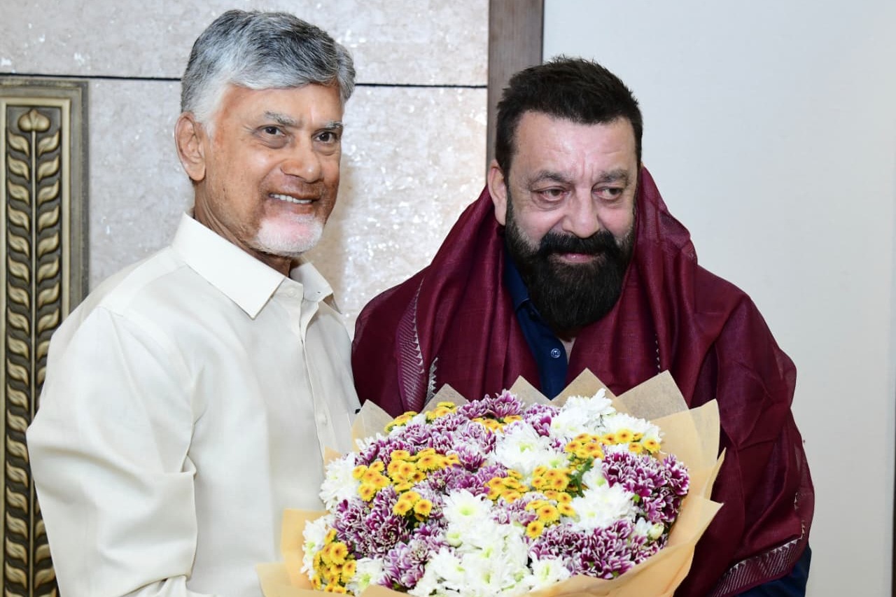 చంద్రబాబుతో సంజయ్ దత్ భేటీ.. ఏపీలో ఫిల్మ్ సిటీ, షూటింగ్‌లపై కీలక చర్చలు