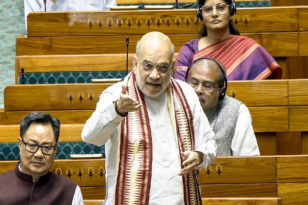 మహిళా రిజర్వేషన్లపై కేంద్రం కీలక ముందడుగు.. 50శాతం పెరగనున్న ఎంపీ సీట్లు!