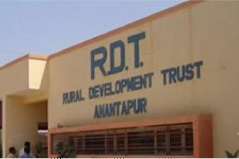 అనంతపురం ఆర్డీటీకి తొలగిన అడ్డంకులు.. ఫలించిన చంద్రబాబు, లోకేశ్ ప్రయత్నాలు