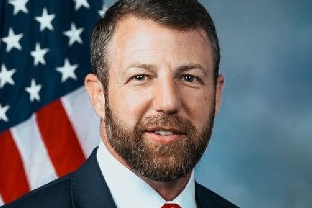 హోంల్యాండ్ సెక్యూరిటీ చీఫ్‌గా అపజయం ఎరుగని  ఎంఎంఏ ఫైటర్