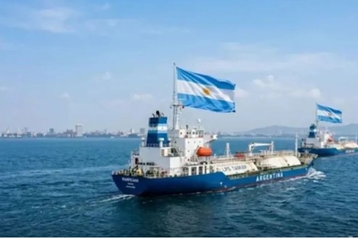 భారత్‌కు అర్జెంటీనా 'గ్యాస్' భరోసా..  20 వేల కి.మీ ప్రయాణించి చేరుతున్న ఇంధన నౌక