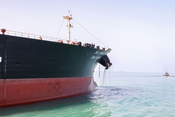 యుద్ధ సమయంలో భారీ ఆర్జన.. చమురు ద్వారా ఇరాన్ రోజువారీ ఆదాయం రూ.1310 కోట్లు