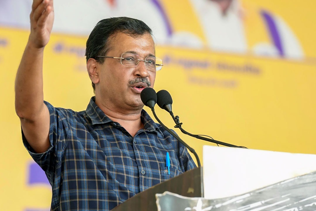 గుజరాత్‌లో క్షేత్రస్థాయి నుంచే అవినీతిని ఊడ్చేస్తాం: కేజ్రీవాల్