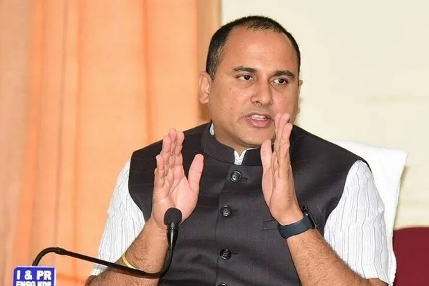 ఏపీ సీఆర్‌డీఏ కమిషనర్‌గా బాధ్యతలు చేపట్టిన విజయరామరాజు