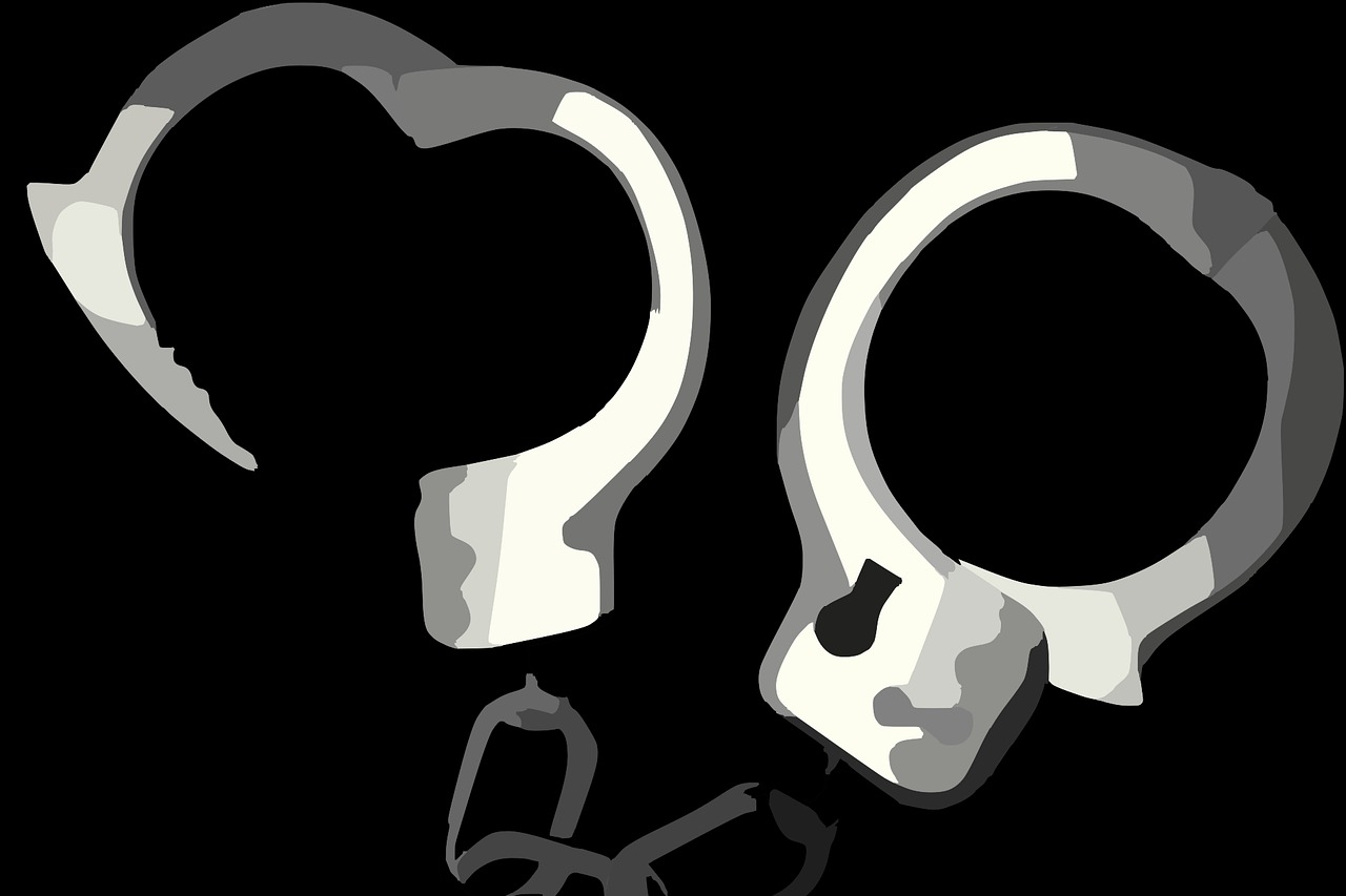 తల్లి చనిపోయినా బతికే ఉందని నమ్మించి ఏడేళ్లుగా పెన్షన్ స్వాహా.. కొడుకు ఘరానా మోసం