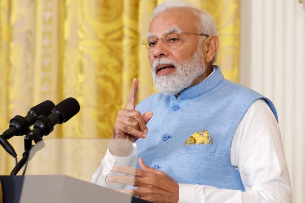 నోయిడా వెళితే ప్రధాని పదవి పోతుందని నాతో చెప్పారు: నరేంద్ర మోదీ