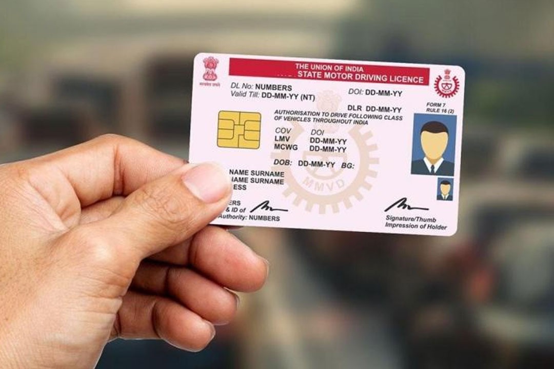 వాహనదారులకు గుడ్‌న్యూస్.. ఆర్సీ, డీఎల్ కార్డులు ఇక నేరుగా ఇంటికే!