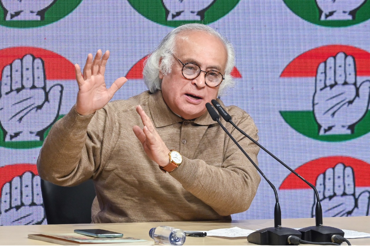 పాకిస్థాన్ ఇప్పుడు 'గౌరవనీయ మధ్యవర్తి'... ఇది కేంద్ర వైఫల్యమే: జైరాం రమేశ్