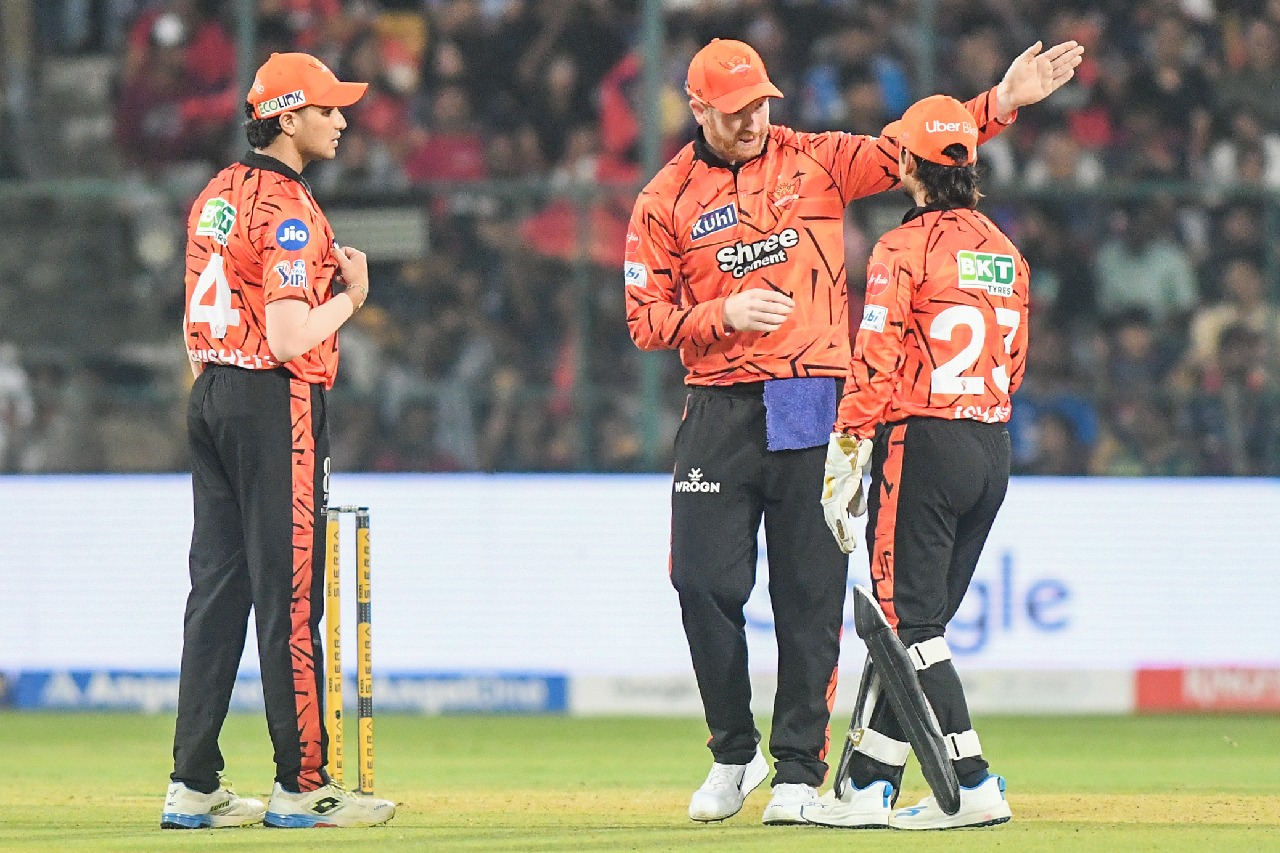 బెంగళూరులో చేతిలో ఓటమిపై సన్‌రైజర్స్ కోచ్ వెటోరీ ఆసక్తికర వ్యాఖ్యలు