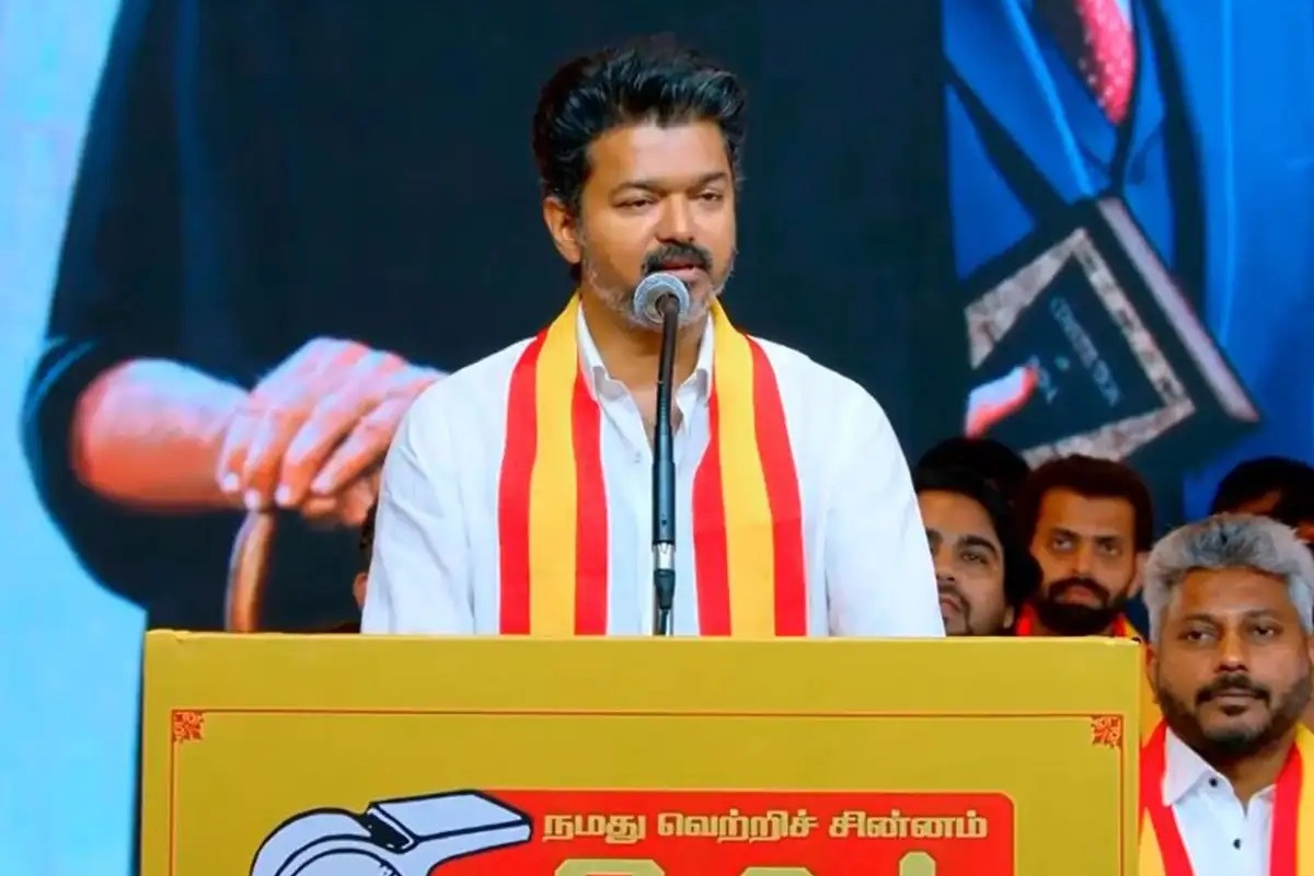 రెండు చోట్ల నుంచి బరిలోకి దిగుతున్న విజయ్