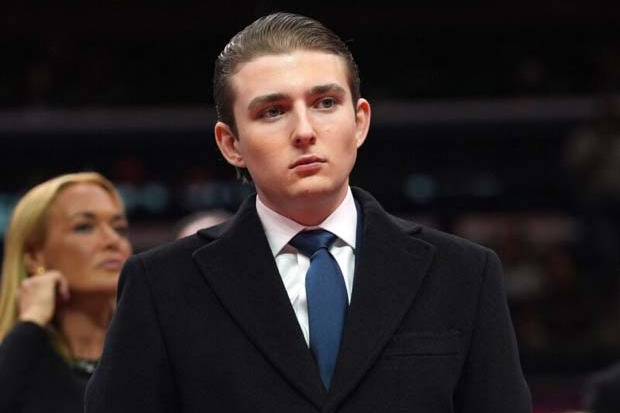 వార్తల్లోకెక్కిన ట్రంప్ కుమారుడు... ఏంచేశాడంటే...!