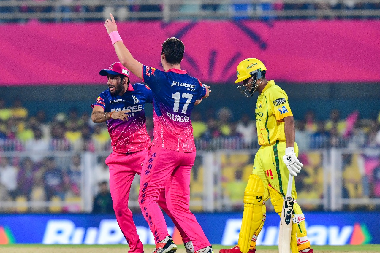 చెత్తగా బ్యాటింగ్ చేసిన చెన్నై సూపర్ కింగ్స్