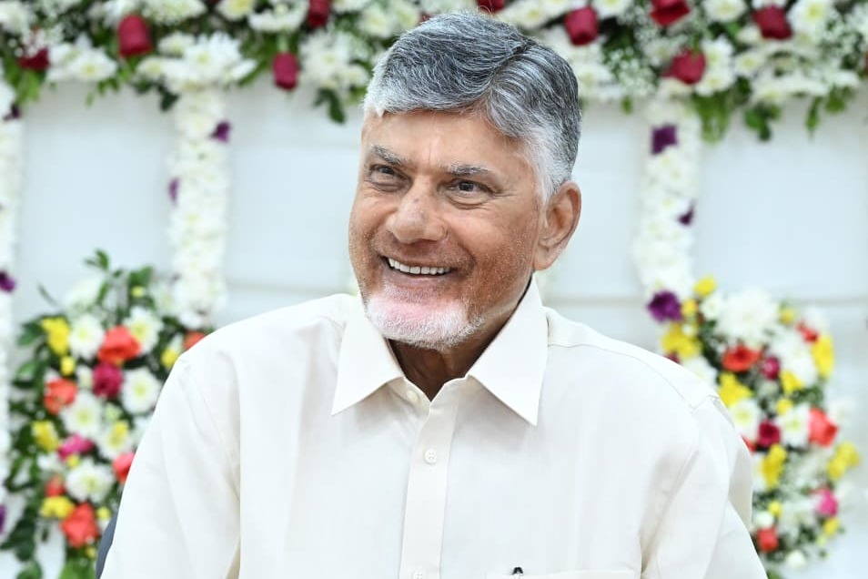 ఏపీలో చేనేతలకు ‘పవర్’ గిఫ్ట్... రేపటి నుంచే!