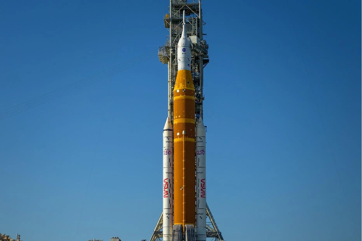 ఆర్టెమిస్-2 ప్రయోగానికి సర్వం సిద్ధం.. కీలక పరీక్షలకు సిద్ధమైన నాసా