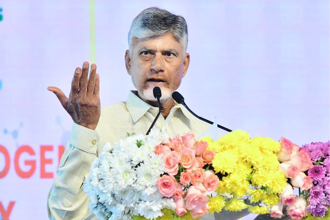 హిట్ అండ్ రన్ నేరాల కంటే ఘోరంగా ఓ పార్టీ రాజకీయాలు చేస్తోంది: సీఎం చంద్రబాబు